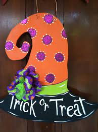 Wooden Witches Hat Halloween Wood Crafts Halloween Crafts Halloween Door Hangers