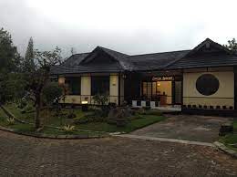There are several restaurants in the surroundings, including kamigaki, irifune sushi and starkey's. Designer Villa Osaka Puncak Updated 2021 Prices