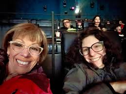 Thank you @thedjarts for inviting me to join you and @thespacebunny11 to  see @sonicmovie tonight! It was actually pretty good, and a lot of fun. Jim  Carrey didn't disappoint!! #MovieNight ❤️🎥🍿