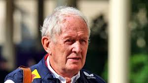 📰: Helmut Marko has described Red Bull's RB21 struggles as “very alarming”  after a difficult Bahrain GP. Max Verstappen finished sixth, hampered by  brake issues, balance problems, tyre wear, and two botched