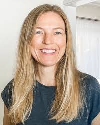 Angie Gibbons's Instagram, Twitter & Facebook