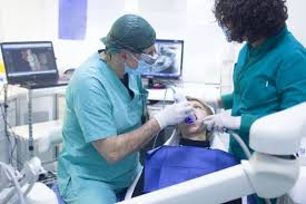 Anestezia dentară se indică atunci când actele terapeutice efectuate de către medicul stomatolog pot fi dureroase. Anestezia In Cabinetul Dentar