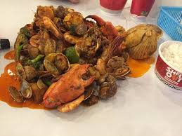 Whether you're traveling with friends, family, or even pets, vrbo vacation homes have the best amenities for hanging out with the people that matter most. Shell Out Kuala Lumpur No 35 Jalan Desa Pandan Menu Prices Restaurant Reviews Tripadvisor