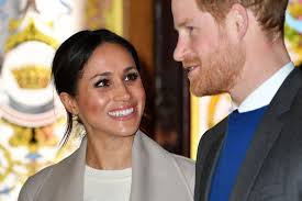Their son archie was born a year later. Prinz Harry Meghan Markle Kein Balkon Kuss Nach Der Traumhochzeit Gala De