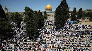 Masjidil aqsa juga berulang kali menjadi saksi sejarah pertikaian yang pernah dan sedang melanda kawasan ini. X8odlocarsuldm