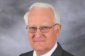 Spotlight Q & A with Dr. Robert Easter — 2Blades