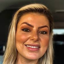 Deborah Hein's Instagram, Twitter & Facebook