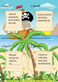 This one features a pirate boy, a shipwreck, a rock that looks like a skull, a pirate fighting a snake, and more. Scavenger Hunt For Kids Schnitzeljagd Kinder Schnitzeljagd Tipps Frisuren Rundes Gesicht