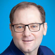 Explore the people profiles in people-search Location