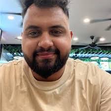 Gavin Nesmith's Instagram, Twitter & Facebook