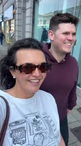 Julia Mervis Sosie Bacon