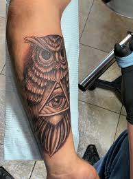 The third eye (also called the mind's eye or inner eye) is a mystical and esoteric concept of a speculative invisible eye, usually depicted as located on the forehead, which provides perception beyond ordinary sight. 50 All Seeing Eye Tattoos Ideas And Designs And Their Meanings That Are Not Illuminati Related Tats N Rings