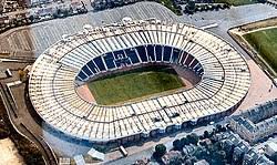 While two metre physical distancing should be implemented wherever possible, due to operational requirements of this major event and space constraints within hampden park, 1.5 metres physical distancing, with additional mitigation measures, is permitted, for back of house staff and contractor areas for the uefa euro 2020 tournament. Category Hampden Stadium Wikimedia Commons