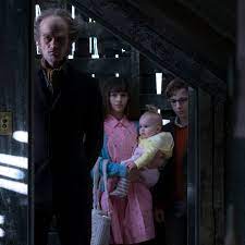The v.f.d., or volunteer fire department, is a secret and mysterious organization in a series of unfortunate events and all the wrong questions, which violet, klaus, and sunny baudelaire become increasingly more aware of and involved with after their first encounter with the villainous member count olaf.as the series continues we learn that the organization, once whole and noble, has been. How Netflix Made A Series Of Unfortunate Events Its First Great Tv For Families The Verge
