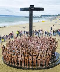 Lynx S World Record Giant Group Shower With Images World Records World Bournemouth Beach