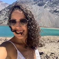 Agnes Carvalho's Instagram, Twitter & Facebook