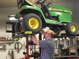 Read real reviews and see ratings for columbus lawn mower repair shops near you to help you pick the right pro lawn mower repair. Service Department Art S Lawn Mower Shop Florissant Mo 314 741 1055