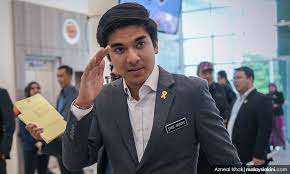 Youth and sports minister syed saddiq syed abdul rahman responded to questions on a viral social media post showing him with a woman in a meeting in he denied rumours that the woman was his personal assistant or secretary and denied that she had been awarded a major contract. Malaysiakini Syed Saddiq Needs To Prove He Is Worth Banking On