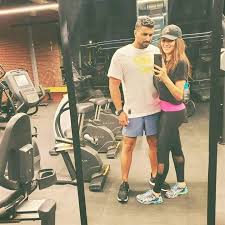 مي عمر في صورة حديثة، حيث اصبح انفها. Ø§Ù„Ø¬Ù…Ù‡ÙˆØ± ÙŠØ³Ø£Ù„ Ø¹Ù† Ø¹Ù…Ù„ÙŠØ§Øª Ø§Ù„ØªØ¬Ù…ÙŠÙ„ Ø£Ø¬Ø±Ø£ Ø¥Ø·Ù„Ø§Ù„Ø§Øª Ù…Ù‰ Ø¹Ù…Ø± ÙÙ‰ Ù…Ø³Ù„Ø³Ù„ Ù„Ø¤Ù„Ø¤