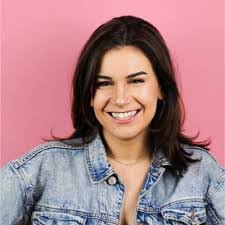 Randi Cohen's Instagram, Twitter & Facebook