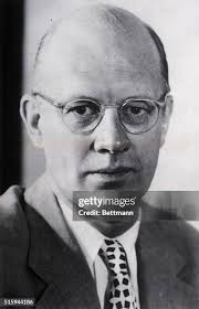 165 University Of Illinois Education Professor Stock Photos, High-Res  Pictures, and Images