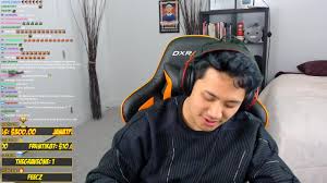 Livestreamfails Kpop Singer Streams On Twitch And Sings Between Games Ssambahong Playing Playerunknown S Battlegrounds