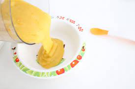 Wann fängt man denn an mit beikost? Der Erste Brei Welcher Ist Der Richtige Und Wie Geht Es Weiter Babyartikel De Magazin