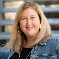 mondaymotivation #hrleadership #workingmomlife #womeninbusiness  #purposedriven #newhomenewchapter #peoplefirsthr #reallifeleadership