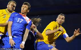 Zlatan pays for himself, you plonk they were going for mario mandzukic, surely zlatan can do what mario mandzukic can do and do it better? Mario Mandzukic Relishing Strike Partnership With Beast Zlatan Ibrahimovic Daily Echoed