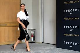 This obviously shouldn't be a fact that we should marvel at, dapper lothario james bond. Bond Girls Monica Bellucci Naomie Harris Wow Spectre Shoot Entertainment Emirates24 7