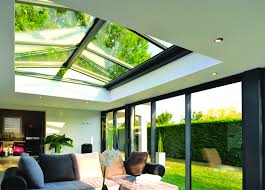 Un Puit De Lumiere Dans Un Veranda Extention Maison Lumieres Interieures Habitat