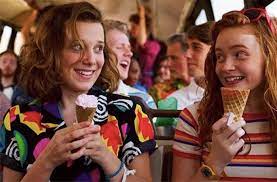 La saison 3 de stranger things est encore loin ! Stranger Things Saison 3 L Invasion Des Profanateurs De Pop Culture Lemagducine