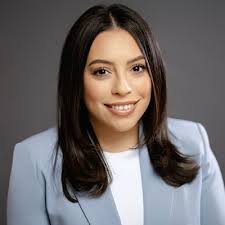 Erika Loggins (@erika_loggins)