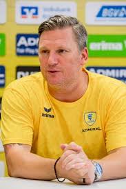 Hier finden sie aktuelle informationen zu den nationalteams, wettbewerben und mehr. Nikolaj Jacobsen Wird Neuer Trainer Der Danischen Handball Nationalmannschaft Rhein Neckar Lowen Liqui Moly Handball Bundesliga