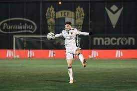 Rúben vinagre statistics and career statistics, live sofascore ratings, heatmap and goal video highlights may be available on sofascore for some of rúben vinagre and fc famalicão matches. Ruben Vinagre Rubenvinagrejr Twitter