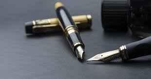 Ajoutez un soupçon de poésie et de rêve à toutes vos lettres et messages ! Comment Choisir Son Stylo Plume Aux Trois Archers