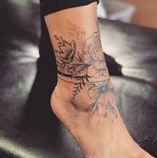 Zoom sur 50 modèles de tatouage cheville pour magnifier nos jambes. Cover Up Considerations Tatouage Cheville Tatouage Tatouage Pied Mandala