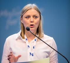 Tina bru (born 18 april 1986) is a norwegian politician for the conservative party. Kilde Til Vg Tina Bru H Blir Ny Olje Og Energiminister Vg