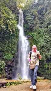 Seekor siput berjalan sejauh 50 meter membutuhkan waktu sekitar 2,5 jam. Coban Siuk Wisata Air Terjun Di Jabung Malang Yang Sejuk