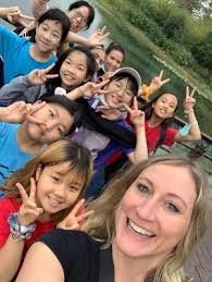 News: This International Teaching Couple Welcomes You to China!