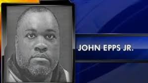 WATCH: Accused butt grabber storms senior home, office building, dry  cleaner while dodging news cameras