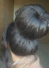 كعكة الشعر تسريحة شعر الكعكة دونات الشعر كعكة الدونات hair bun donut big hair bun hair style hairstyle bun donuts hair stylish in 2021 bun hairstyles big bun hair big hair