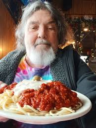 Looking for some yummy pasta. Red sauce gives me awful reflux so white  sauces and alfredos are my fave. I've seen lots of good reviews about  Catullo's but they are closed tonight