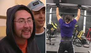 Con un trabajado cuerpo: así luce hoy Mario Ortega de "Amor Ciego  2" y “1810”