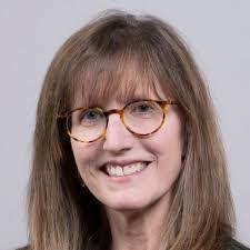 Carrie Weller's Instagram, Twitter & Facebook