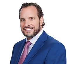 Jeffrey Hutchison's Instagram, Twitter & Facebook