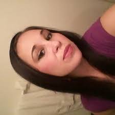 Amanda Swett's Instagram, Twitter & Facebook