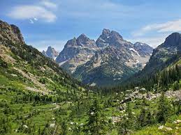 Nearly 5 miles up cascade canyon, the trail forks. North Fork Cascade Canyon Hiking Trail Moose Wilson Road Wyoming