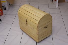 Schatztruhe Fur Meinen Sohn Anleitung Zum Selber Bauen Schatztruhe Schatztruhe Holz Truhe