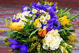 Disegno di mandala fiore di primavera da colorare, stampare o scaricare. 9 Bouquet Da Incanto Donnad